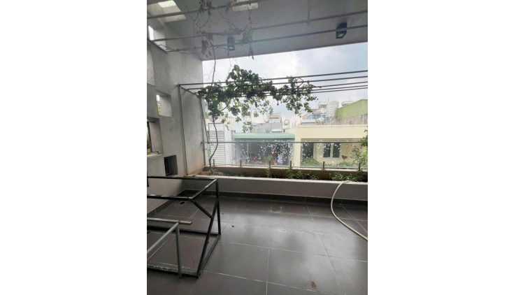 Bán Nhà Hẻm Xe Tải 4 Tầng 4.5x12 Chỉ 5.xx Tỷ QL13 Hiệp Bình Phước Thủ Đức Hiếm Có Khó Tìm